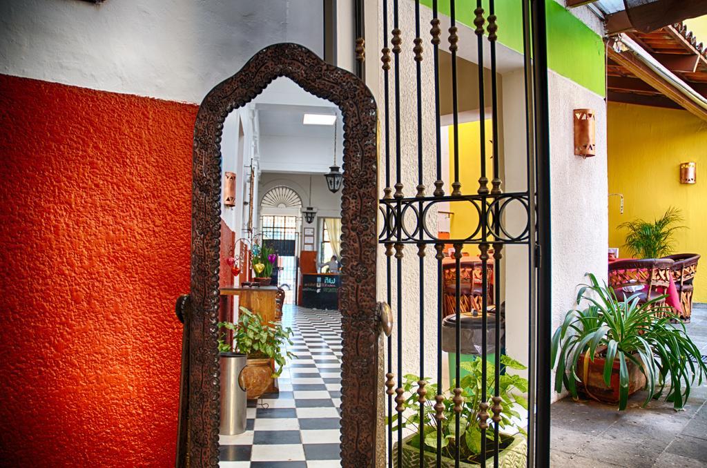Hostal De Maria Guadalajara Ngoại thất bức ảnh