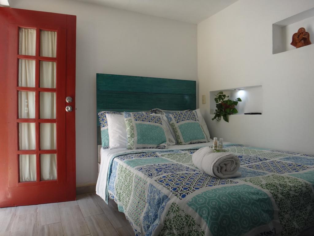 Hostal De Maria Guadalajara Ngoại thất bức ảnh