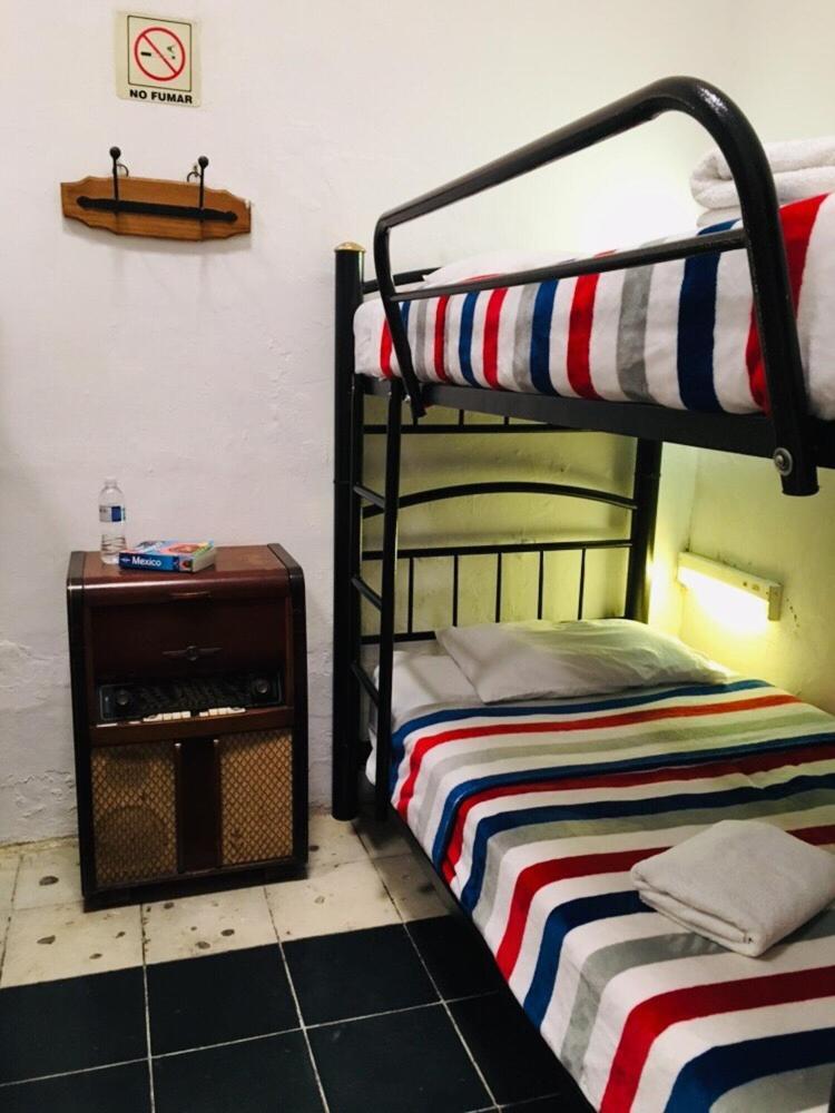 Hostal De Maria Guadalajara Ngoại thất bức ảnh