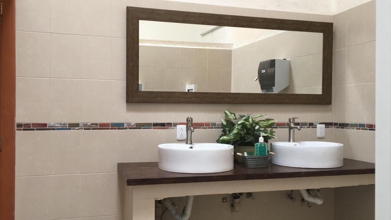 Hostal De Maria Guadalajara Ngoại thất bức ảnh